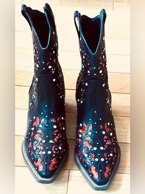 NWOT Embroidered Women's Cowboy Boots - Black and Red with Rhinestones